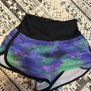 Lululemon size 2 speed shorts